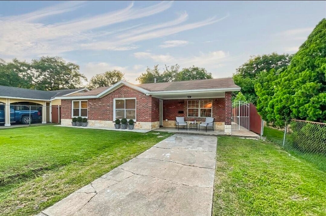 Photo - 2509 Morningside Ln