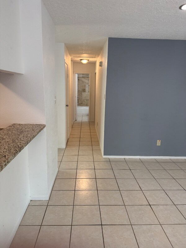 Photo - 10 N Circlewood Glen