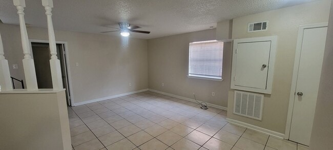 Photo - 7850 Sand St
