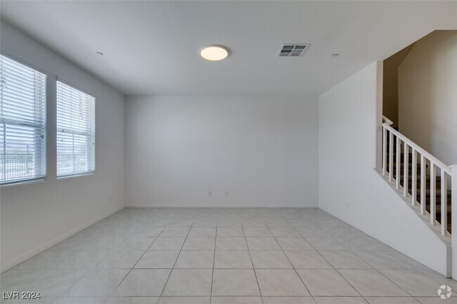 Building Photo - 500 Ylang Pl Rental