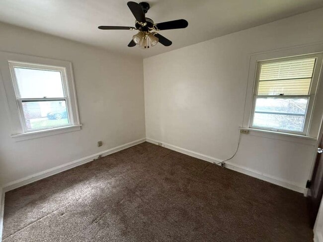 Photo - 17926 E Park Dr Unit Down