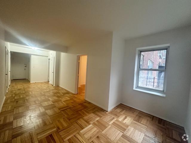 Building Photo - 1 bedroom in Rego Park NY 11374 Unit 1D Rental