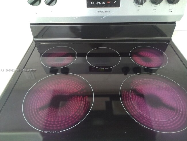 Photo - 3301 NE 5th Ave Unidad 1203