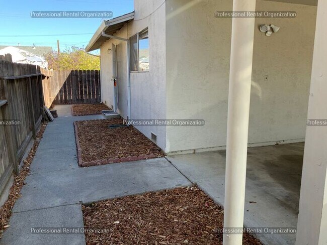 Photo - Coming Soon: Charming 2-Bed Duplex with Pa...