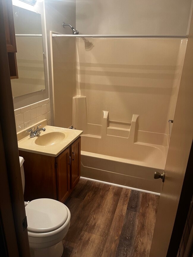 Photo - 1406 Kenton St