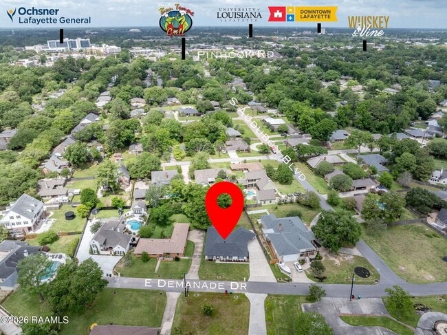 610 E Demanade Dr