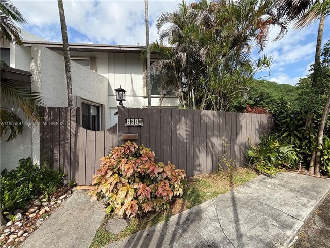 Building Photo - 6630 SW 112th Pl