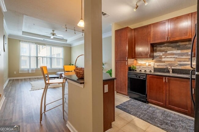 Photo - 400 17th St NW Unidad 1453