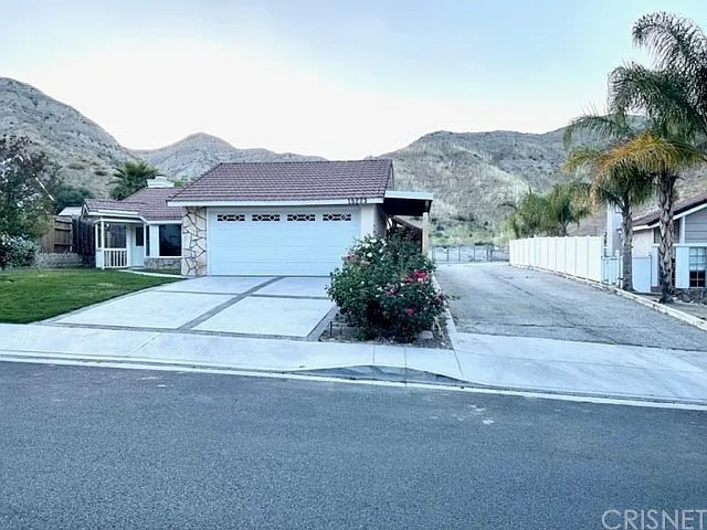 Photo - 15223 Poppy Meadow St
