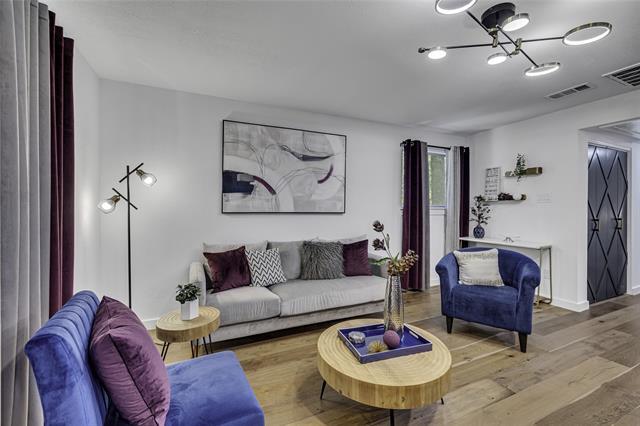 Photo - 1428 N Main St