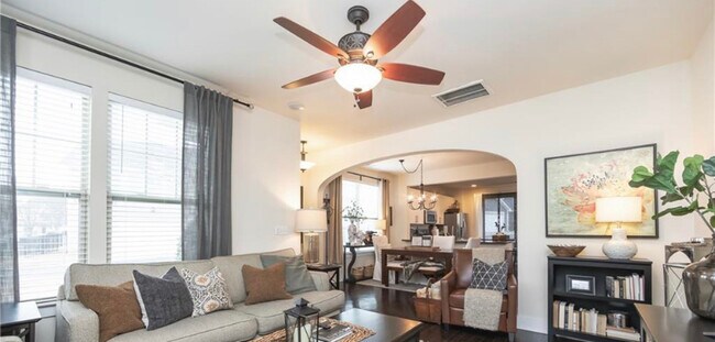 Photo - 3264 Bending Birch Plz