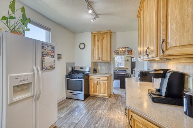 Photo - 781 Simpson Ave Unit 781