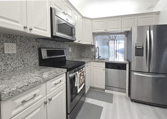 Photo - 3000 NW 42nd Ave Unit B302