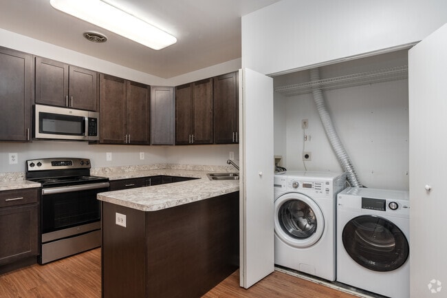 2BR, 2BA - 1,350SF