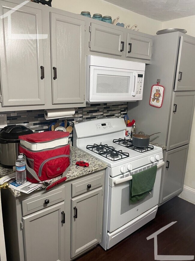 Hige 2 bed in Watertown - Hige 2 bed in Watertown Condo