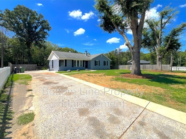 17120 Green Hill Rd