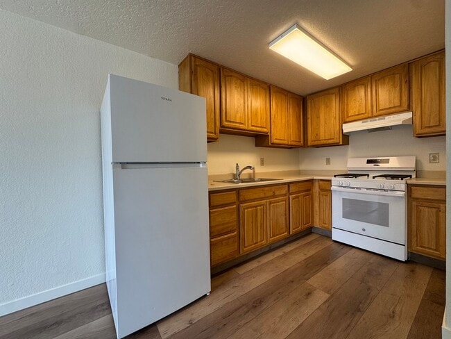 Photo - 204 W Del Norte St Unit C