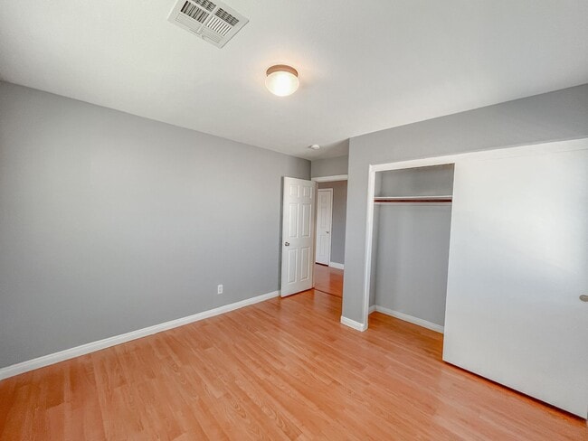 3335 Antique Rose Dr