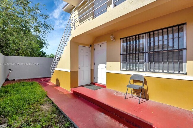 Photo - 1006 10th St Unidad 2