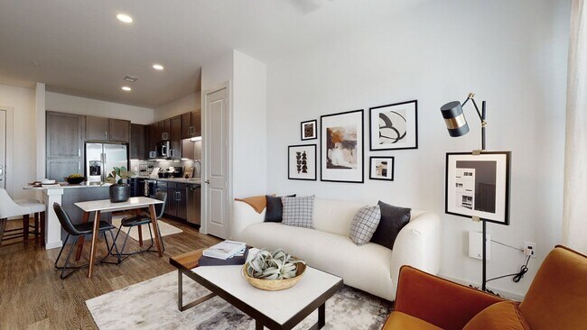 Photo - Magnolia on the Green