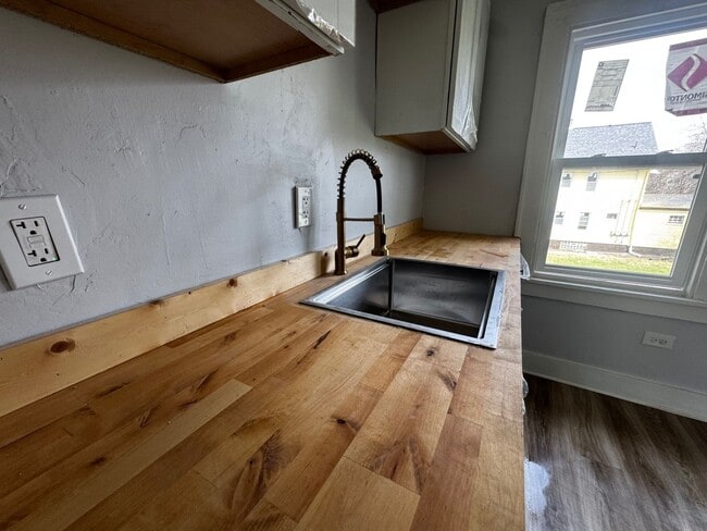 Photo - 11702 Tuscora Ave Unit Dn