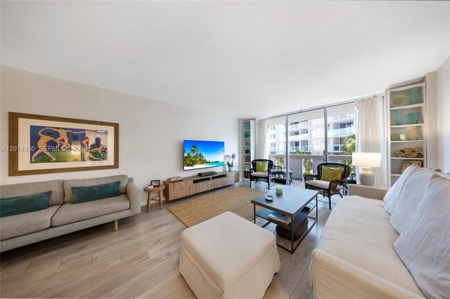 Photo - 800 West Ave Unit 338