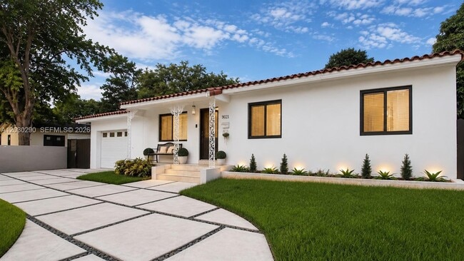 Building Photo - 9021 N Miami Ave