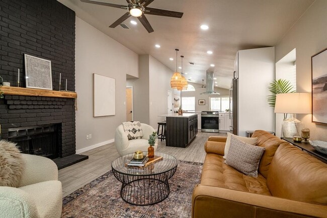 Photo - 1407 Elm Brook Dr