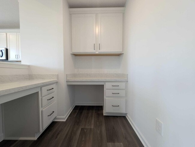 Photo - 832 Callaway Ln