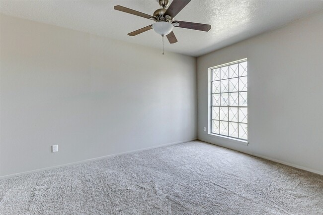 Building Photo - 5318 Botany Ln Rental