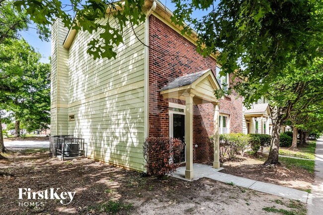 Photo - 1717 W Taylor Ave