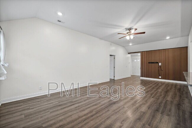 204 King Rd