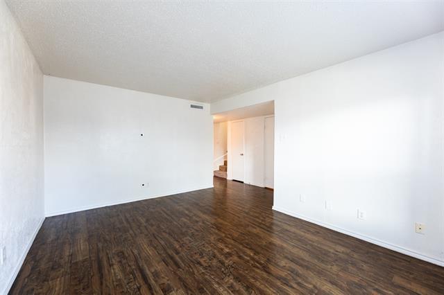 Photo - 327 Valley Park Dr