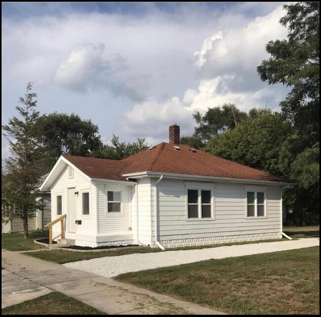 Photo - 1722 N Market St House