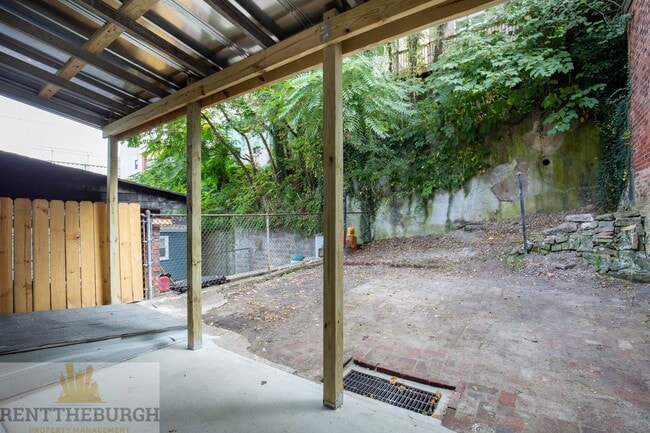 Photo - 3 Bedroom 1.5 bath House Now Available!