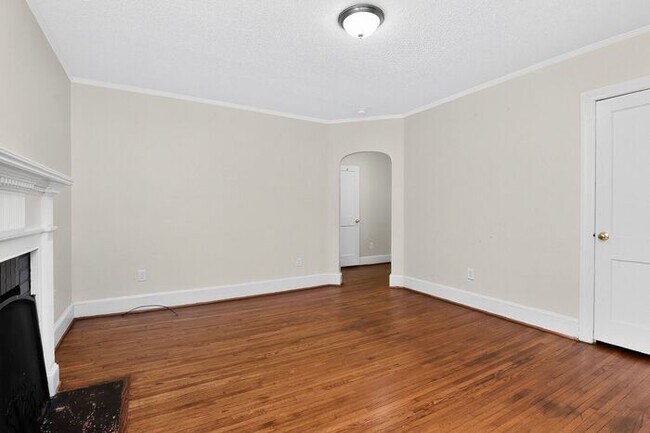 Well Maintained 2BD/1BA Brick Home in Charlotte, NC!