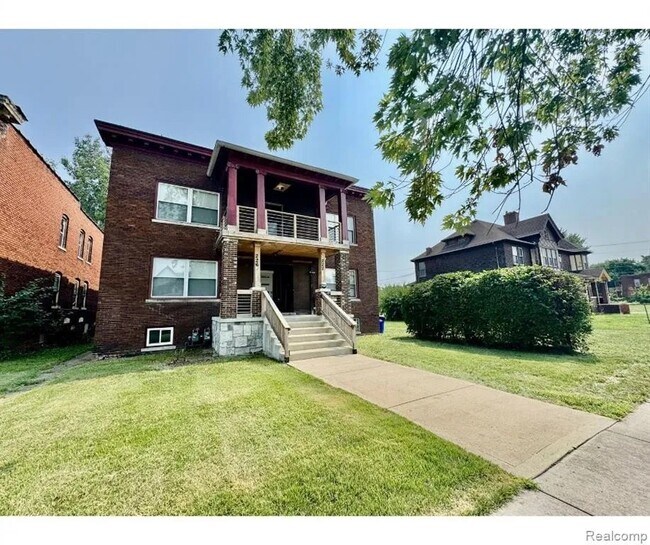 Building Photo - 226 Kenilworth St Unit 2