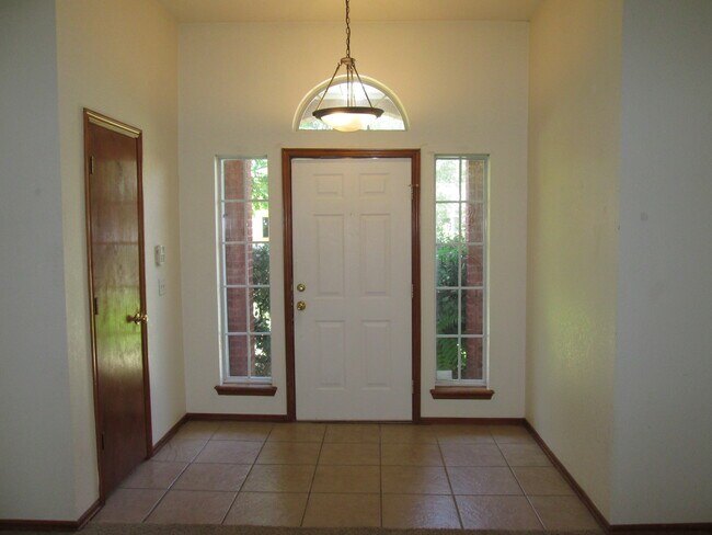 Photo - PRELEASING - July 2026 - (3) Bed/(2) Bath ...