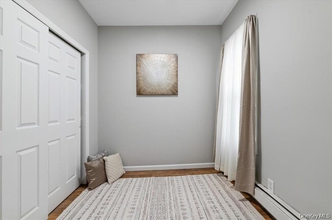 Photo - 114-27 Bedell St