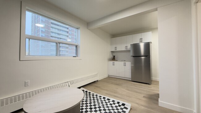 Photo - 60 Triller Ave