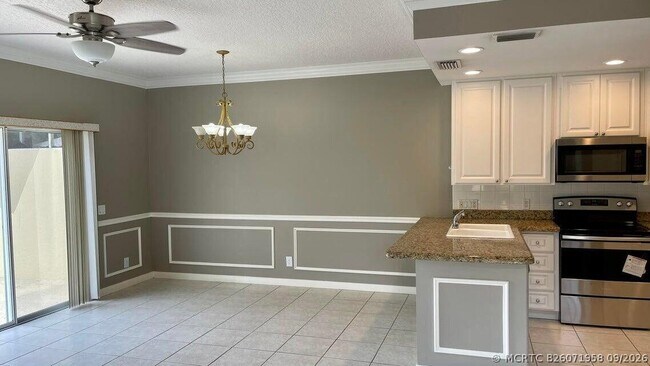 Photo - 2039 Tarpon Lake Way