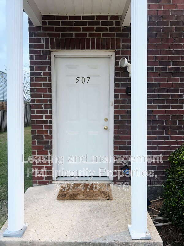 Building Photo - 4625 Burbank Dr Unit Apt 507