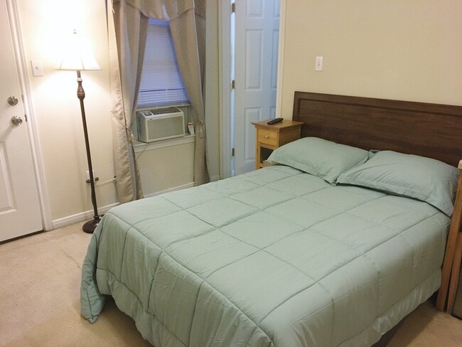 Photo - 1406 W April Villa Unit Small Studio