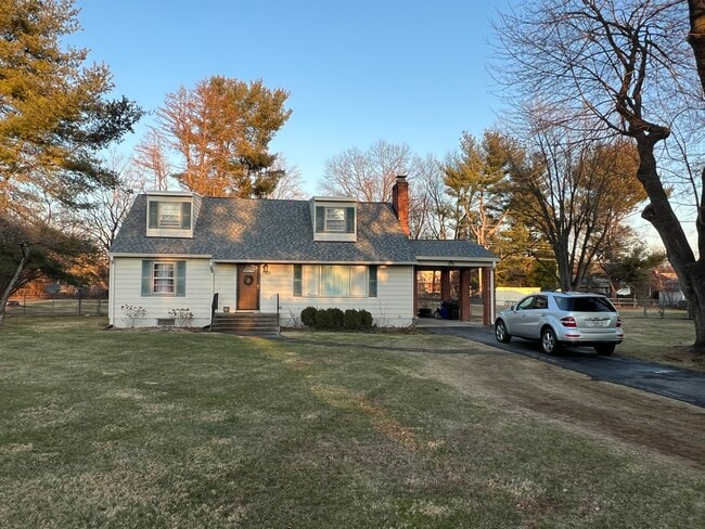 Photo - 7933 Old Seventh St