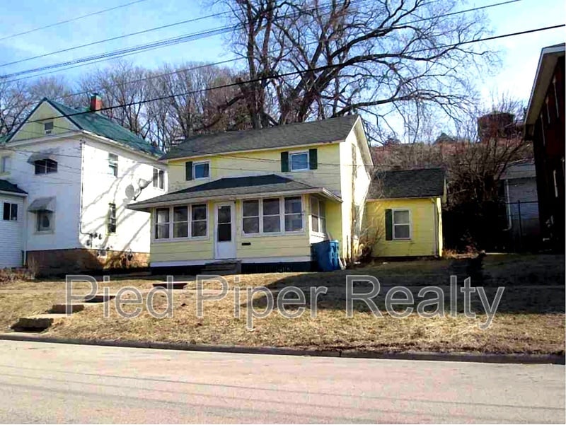 Photo - 808 3rd St