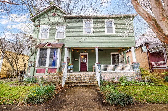 Photo - 625 Luttrell St