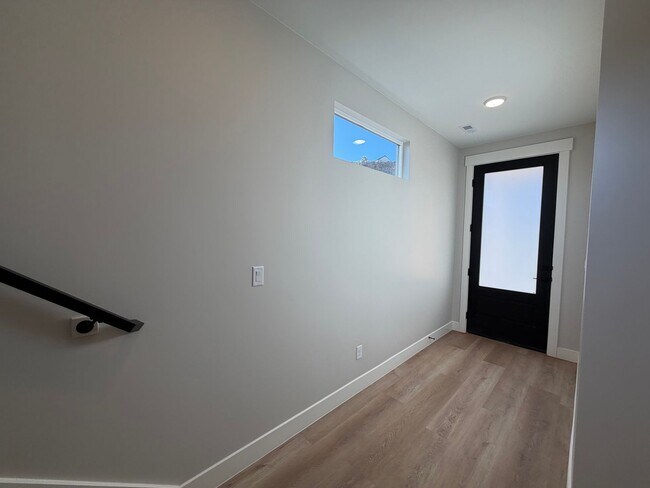Photo - BRAND NEW TOWNHOME FOR RENT BY CRIMSON CLIFFS!