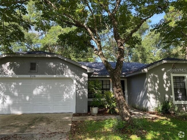 Building Photo - 906 E Timberland Trail Rental