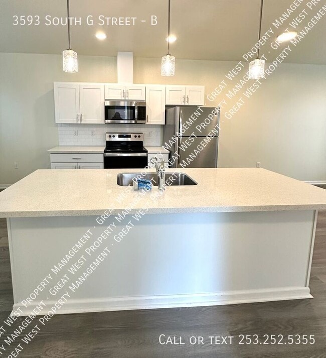 Photo - 3593 S G St Unidad B