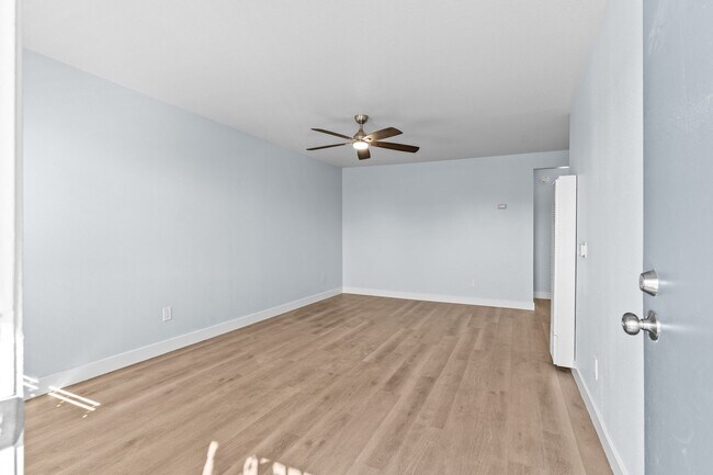 Photo - 273 South Bonnie Brae